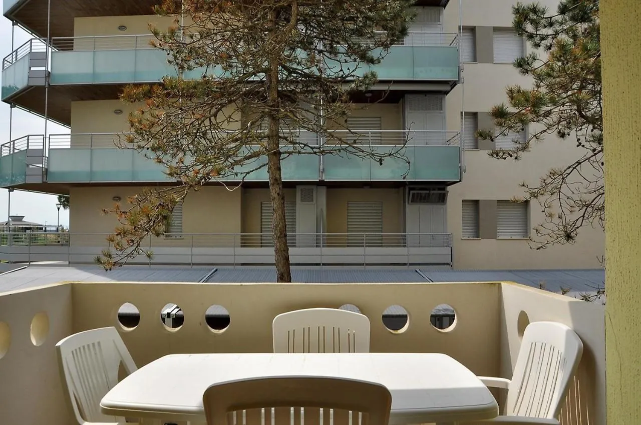 Wonderful Studio Apartment With Terrace Bibione